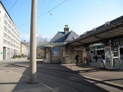 Basel-Aeschenplatz-Traminsel-Kiosk-0061