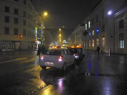 Basel-Bahnhof-Nacht-Regen-Taxistandplatz-0001