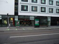 Basel-Gundeldingen-Ibis-Hotel-Station-IWB-0051