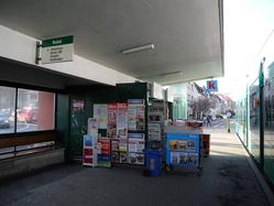 Basel-neubad-Kiosk-Tramstation.jpg