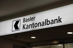 Basel-stadt-bahnhof-Kantonalbank-0013