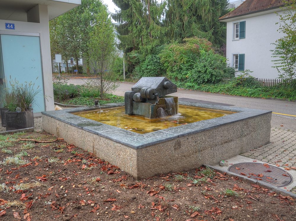 ./Basel-Brunnen-Schatzkaestli-Brunnen-2050.jpg