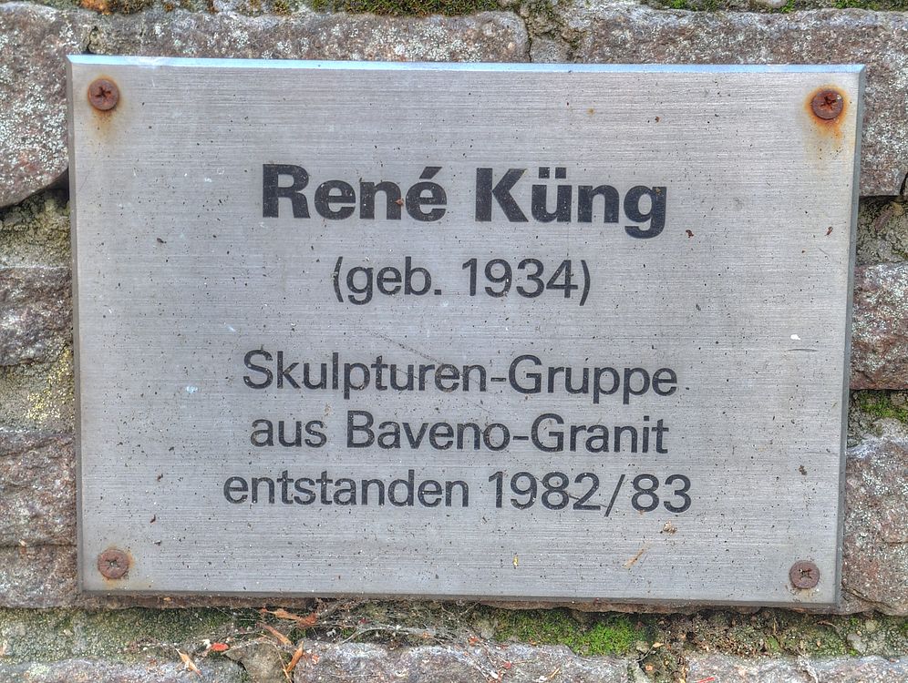 ./Basel-Kunstwerke-Basel-Versicherung-aeschengraben-Rene-Kueng-Granit-2030.jpg