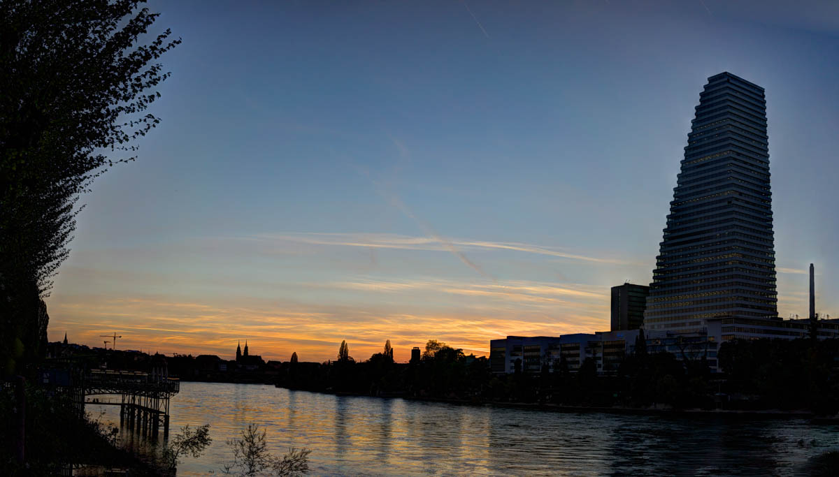 ./Basel-Sonnenuntergang-DSC01774.jpg
