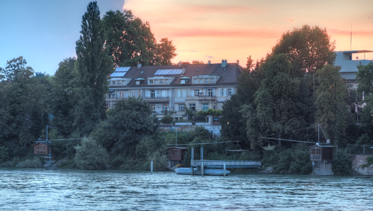 ./Basel-Sonnenuntergang-Rhein-8027-Fischergalgen.jpg