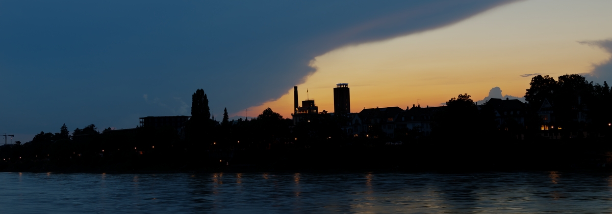 ./Basel-Sonnenuntergang-Rhein-8042-Warteck.jpg