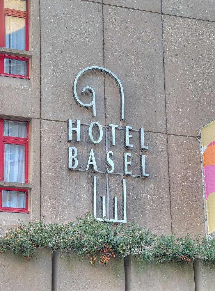 ./Basel-Hotel-Basel.jpg