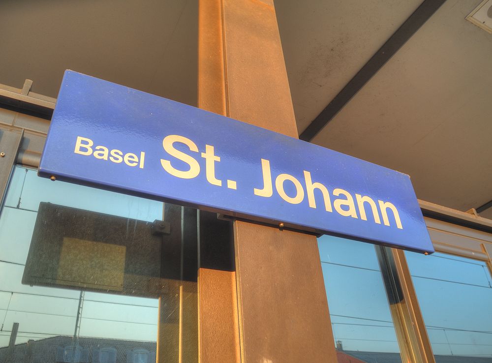 ./Basel-StJohann-Bahnhof-und-Umgebung-Schild-1050.jpg
