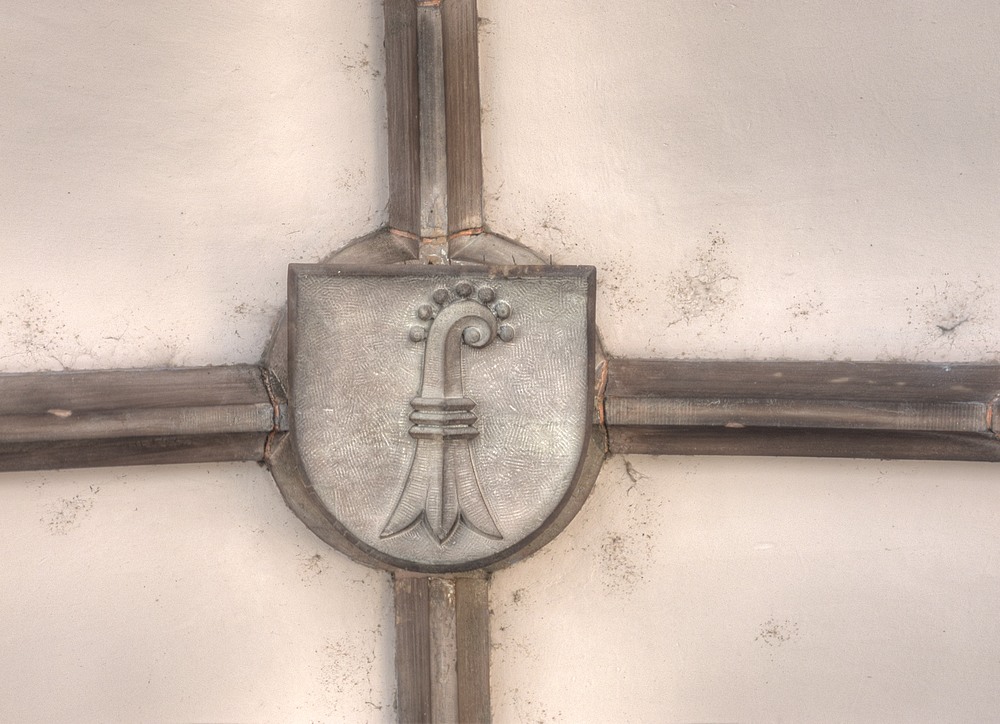 ./Basel-Stadt-Hauptpost-Wappen-Baslerstab-Ruedengasse-Falknerstrasse-1060.jpg