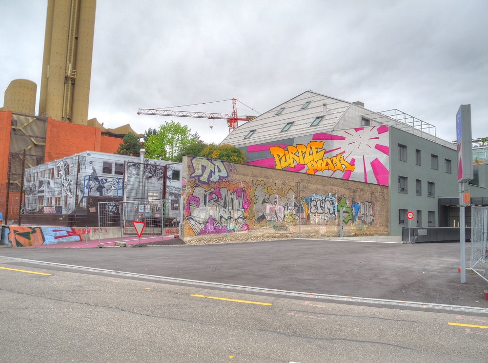 ./Basel-Stadt-Graffiti-Tags-Geschmier-Wandbemalung-Wandbild-Kunstwerk-1090.JPG