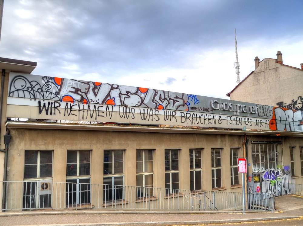 ./Basel-Stadt-Graffiti-Tags-Geschmier-Wandbemalung-Wandbild-Kunstwerk-1400.JPG